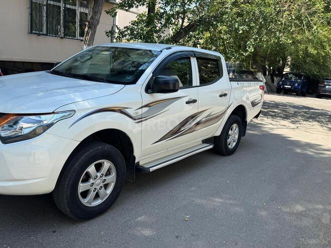 Mitsubishi L200 2016, 277,000 km - 2.4 l - Bakı