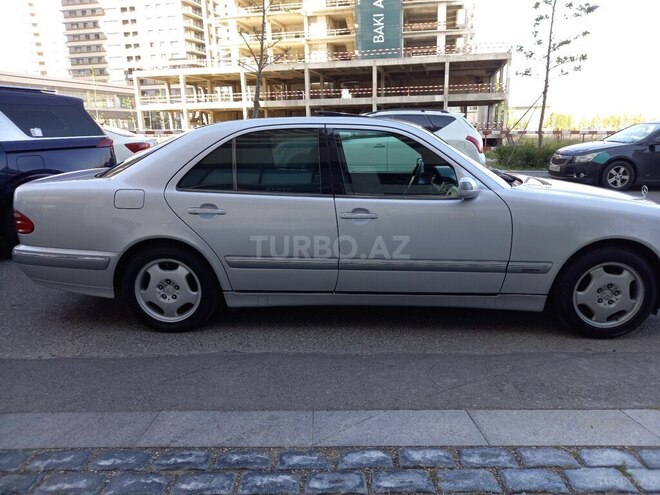 Mercedes E 240 2000, 449,000 km - 2.4 l - Bakı