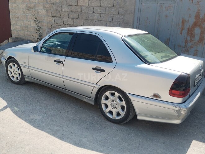 Mercedes C 200 2000, 280,000 km - 2.0 л - Bakı