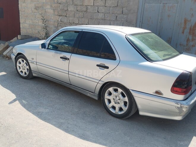 Mercedes C 200 2000, 280,000 km - 2.0 л - Bakı