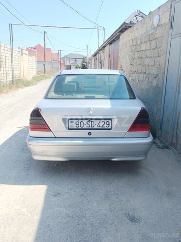 Mercedes C 200 2000, 280,000 km - 2.0 л - Bakı