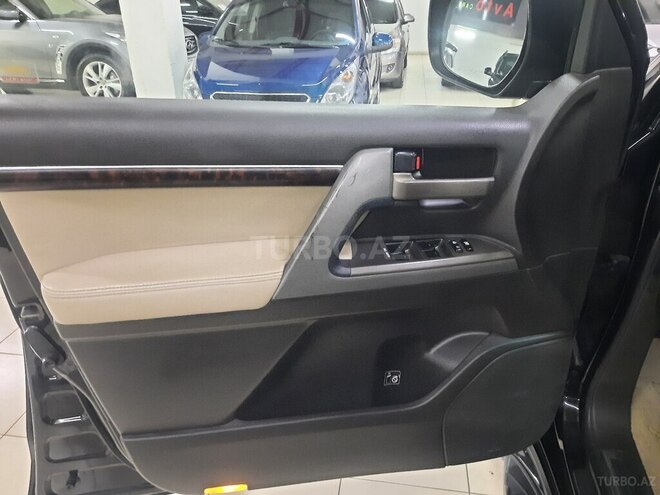 Toyota Land Cruiser 2010, 290,000 km - 4.7 l - Bakı