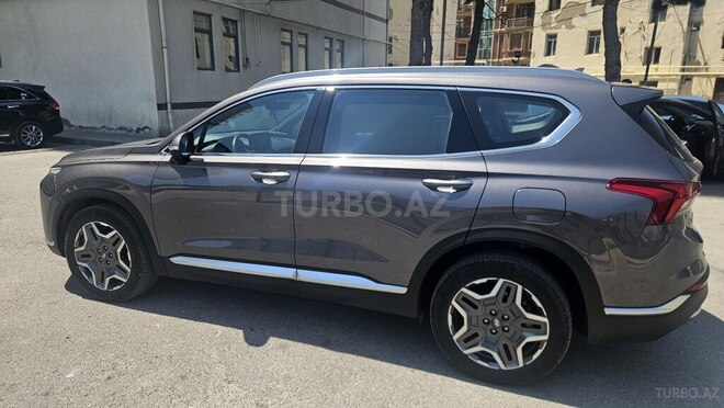 Hyundai Santa Fe 2023, 15,530 km - 1.6 l - Bakı