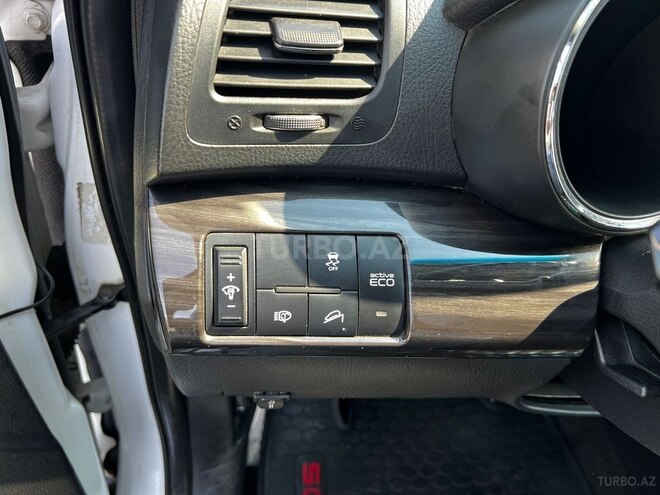 Kia Sorento 2011, 220,000 km - 2.0 l - Bakı