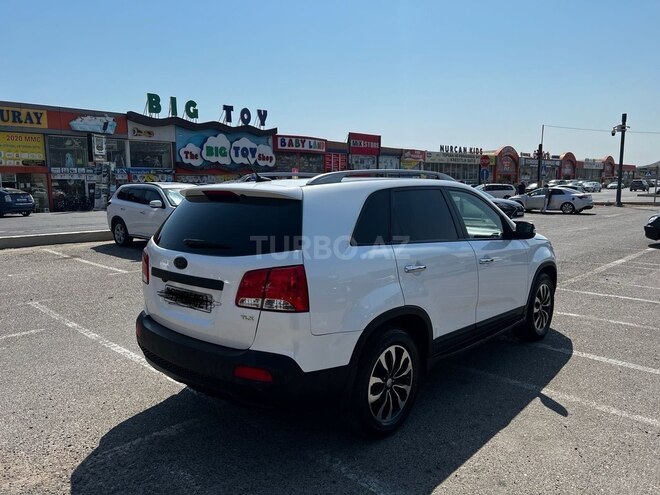 Kia Sorento 2011, 220,000 km - 2.0 l - Bakı