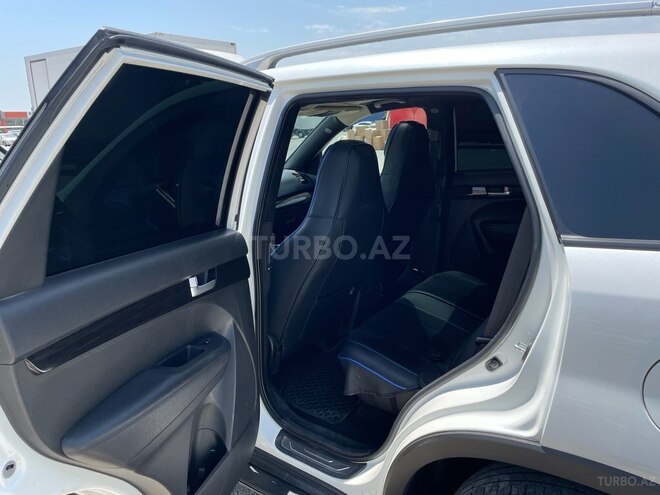 Kia Sorento 2011, 220,000 km - 2.0 l - Bakı
