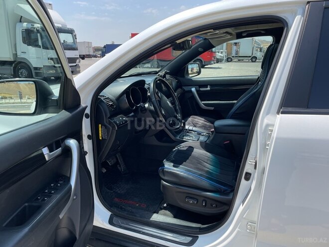 Kia Sorento 2011, 220,000 km - 2.0 l - Bakı