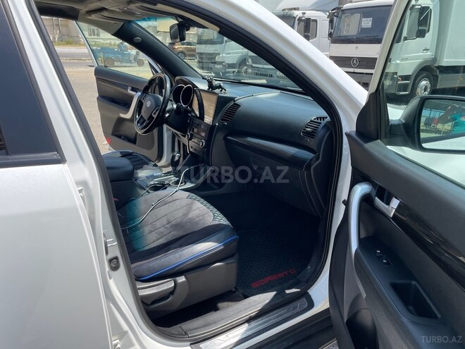 Kia Sorento 2011, 220,000 km - 2.0 l - Bakı