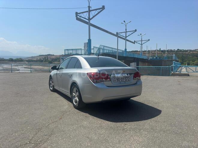 Chevrolet Cruze 2012, 442,000 km - 1.4 l - Quba