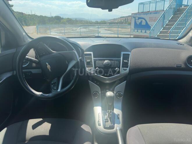 Chevrolet Cruze 2012, 442,000 km - 1.4 l - Quba