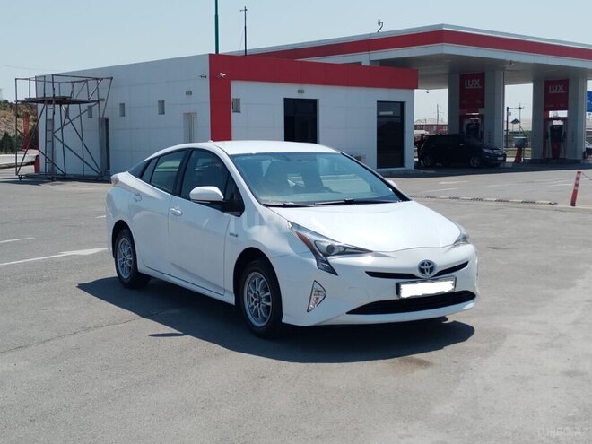 Toyota Prius 2018, 130,000 km - 1.8 l - Sumqayıt