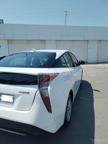 Toyota Prius 2018, 130,000 km - 1.8 l - Sumqayıt