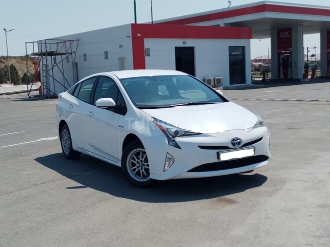 Toyota Prius 2018, 130,000 km - 1.8 l - Sumqayıt