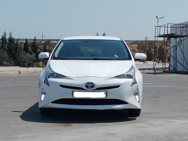 Toyota Prius 2018, 130,000 km - 1.8 l - Sumqayıt