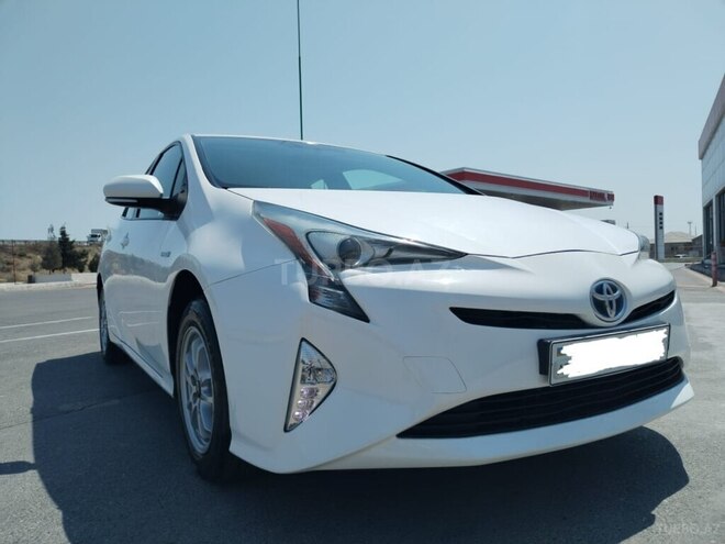 Toyota Prius 2018, 130,000 km - 1.8 l - Sumqayıt
