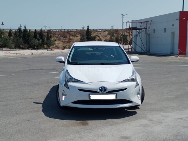 Toyota Prius 2018, 130,000 km - 1.8 l - Sumqayıt