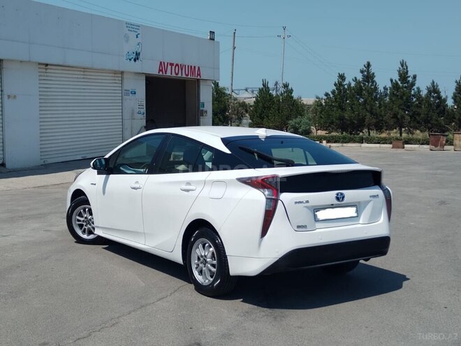 Toyota Prius 2018, 130,000 km - 1.8 l - Sumqayıt