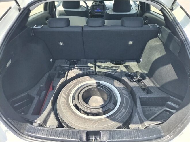 Toyota Prius 2018, 130,000 km - 1.8 l - Sumqayıt