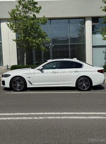 BMW 530e 2022, 42,000 km - 2.0 l - Bakı