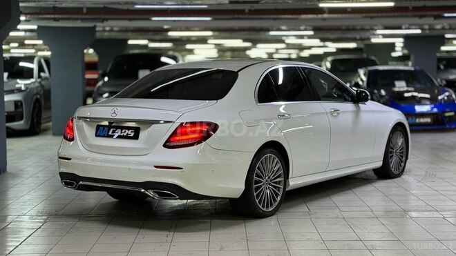 Mercedes E 220 d 2018, 111,000 km - 2.0 л - Bakı