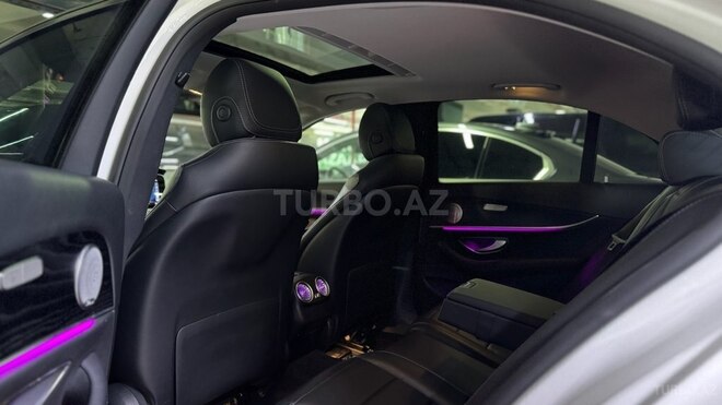 Mercedes E 220 d 2018, 111,000 km - 2.0 л - Bakı
