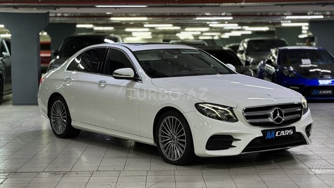 Mercedes E 220 d 2018, 111,000 km - 2.0 л - Bakı