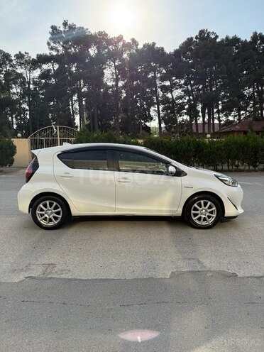 Toyota Aqua 2019, 109,000 km - 1.5 l - Bakı