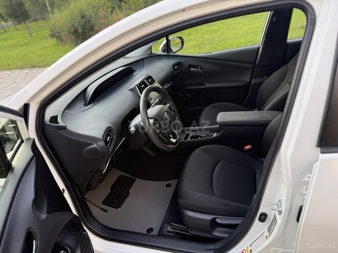 Toyota Prius 2018, 68,500 km - 1.8 l - Bakı
