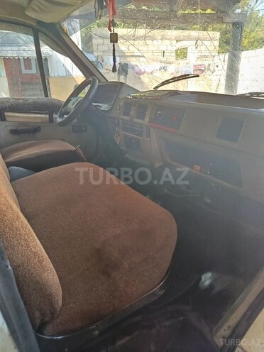 GAZ 2705 1999, 252,550 km - 2.5 l - Ucar