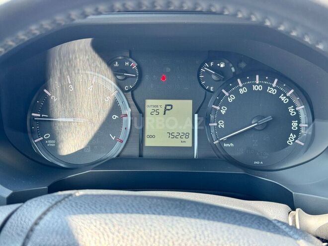 Toyota Land Cruiser Prado 2018, 75,000 km - 2.7 l - Bakı