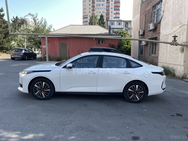 Changan Qiyuan A05 2025, 0 km - 1.5 л - Bakı