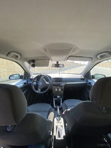 Opel Astra 2005, 257,275 km - 1.4 l - Bakı