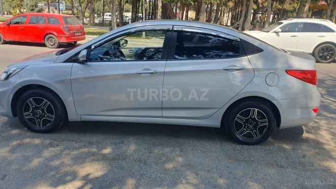 Hyundai Accent 2013, 122,000 km - 1.4 l - Bakı