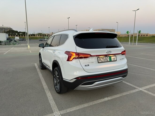 Hyundai Santa Fe 2023, 32,000 km - 1.6 l - Bakı