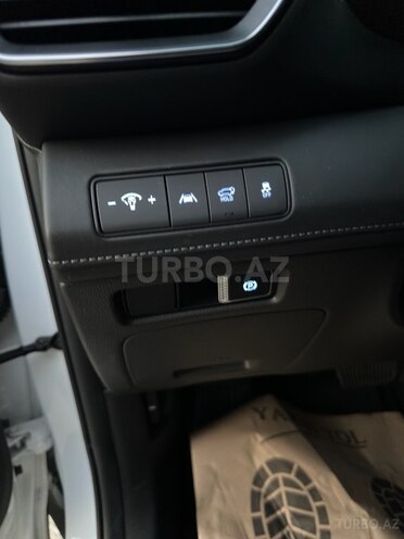 Hyundai Santa Fe 2023, 32,000 km - 1.6 l - Bakı