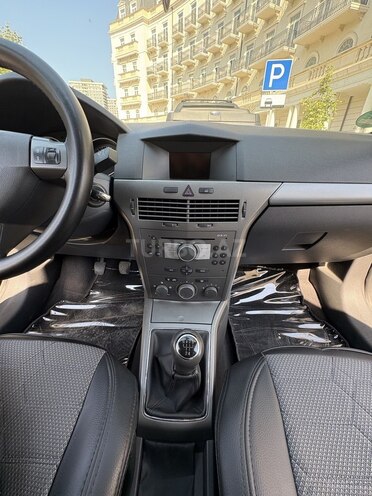 Opel Astra 2005, 271,000 km - 1.4 l - Bakı