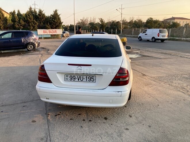 Mercedes E 220 d 2003, 453,453 km - 2.2 l - Sumqayıt