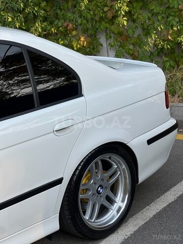 BMW 530 2001, 260,000 km - 3.0 л - Bakı
