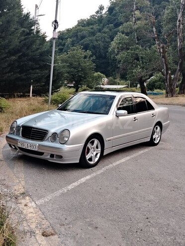 Mercedes E 240 2000, 35,400 km - 2.4 l - Şəki