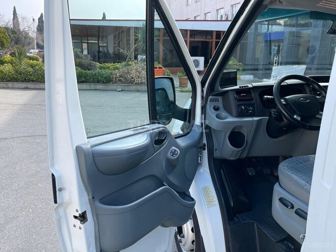 Ford Transit 2013, 250,000 km - 2.2 l - Bakı
