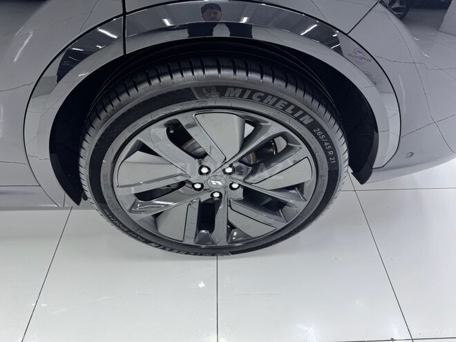 Li Auto L7 2025, 15,000 km - 1.5 l - Bakı