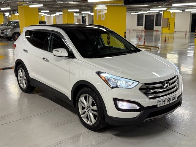 Hyundai Grand Santa Fe-5
