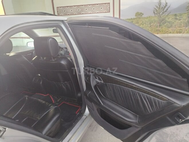 Mercedes E 240 2000, 35,400 km - 2.4 l - Şəki