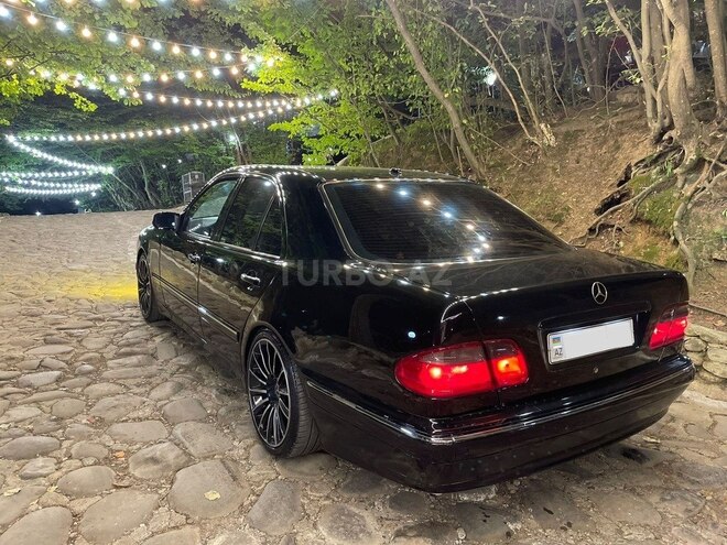 Mercedes E 320 2000, 328,000 km - 3.2 l - Bakı