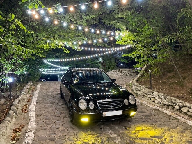 Mercedes E 320 2000, 328,000 km - 3.2 l - Bakı