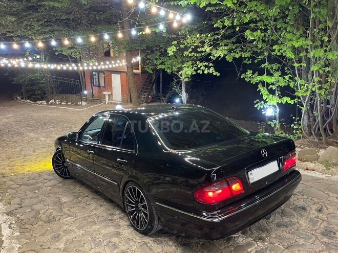 Mercedes E 320 2000, 328,000 km - 3.2 l - Bakı