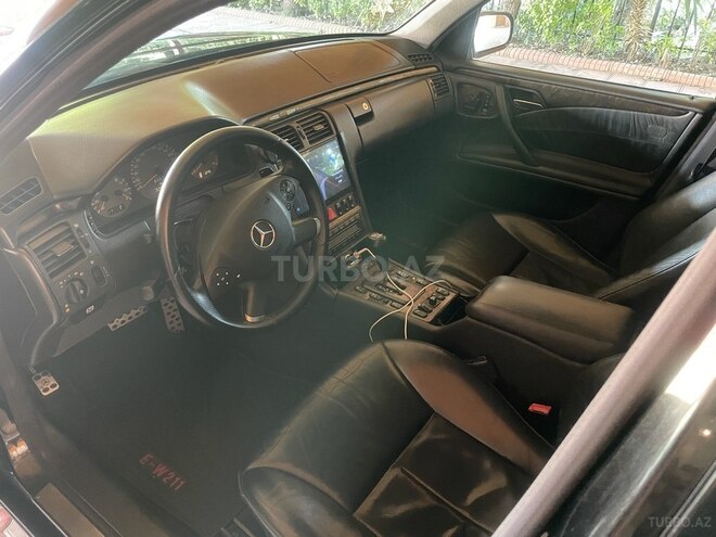Mercedes E 320 2000, 328,000 km - 3.2 l - Bakı