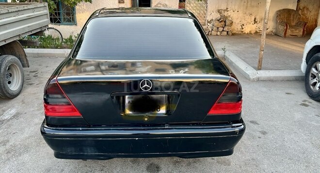 Mercedes C 220 1994, 380,000 km - 2.2 l - Bakı