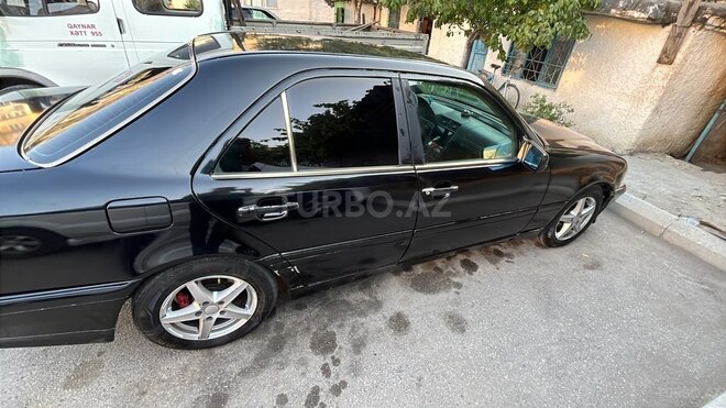 Mercedes C 220 1994, 380,000 km - 2.2 l - Bakı