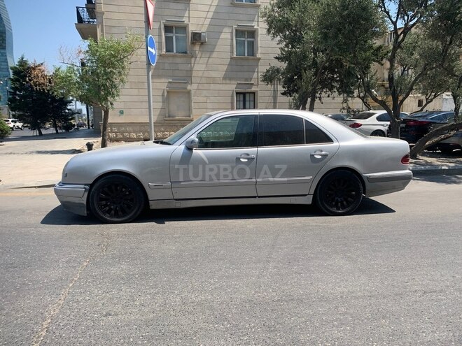 Mercedes E 300 d 1997, 300,000 km - 3.0 l - Bakı